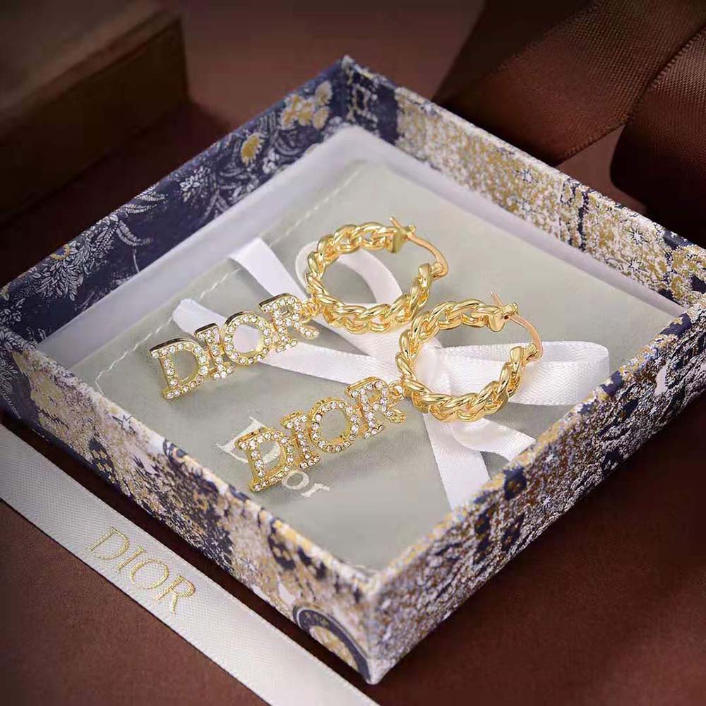 Side view showcasing Dior Women Dio(r)evolution Earrings crystal details