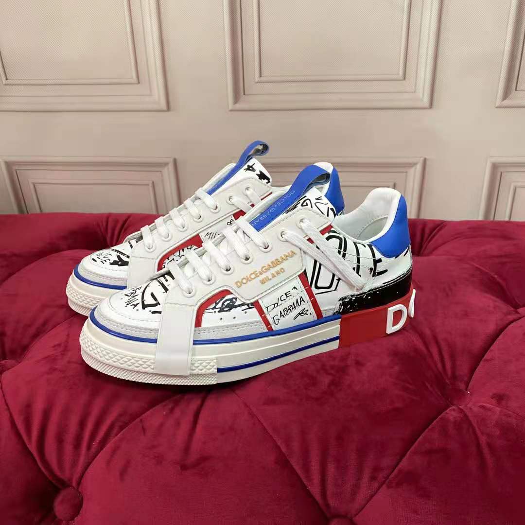 Top-down view showcasing laces and silhouette of Dolce Gabbana D&G Men Sneakers