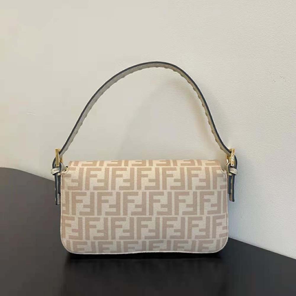 Fendi Women Medium Baguette 1997 Beige FF Wool Bag - image 3