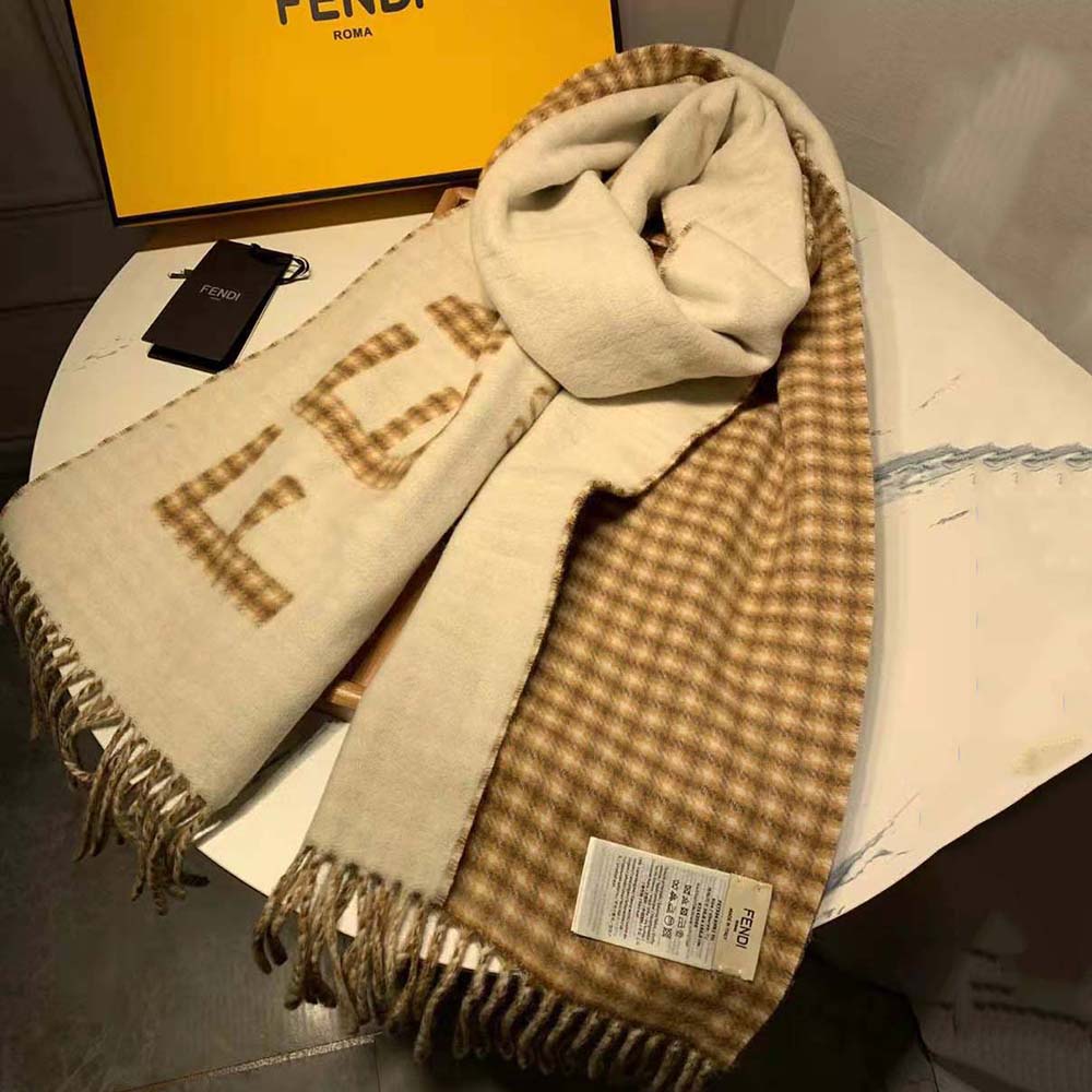Fendi Women Scarf in Cream Wool and Cashmere with Fendi Roma Oversized Lettering - image 4