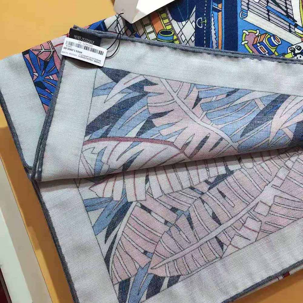 Hermes Women Les 12 Leopards Shawl 140-Pink - image 6