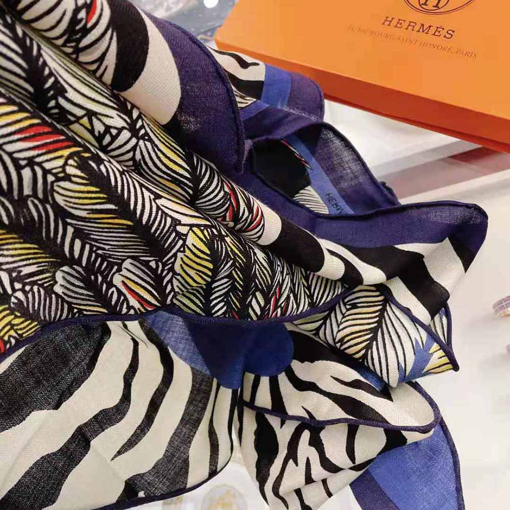 Hermes Women Zebra Pegasus Giant Triangle-Blue - image 8