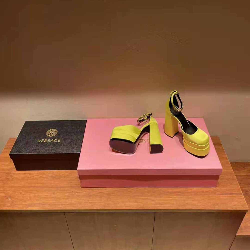 Versace Women Medusa Aevitas Platform Pumps-Yellow - image 4
