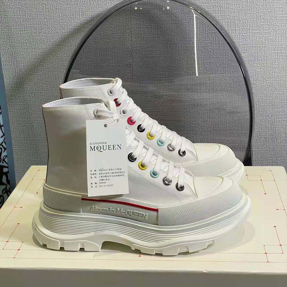 Overhead shot showing chunky tread sole of Alexander Mcqueen Women Tread Slick Boot