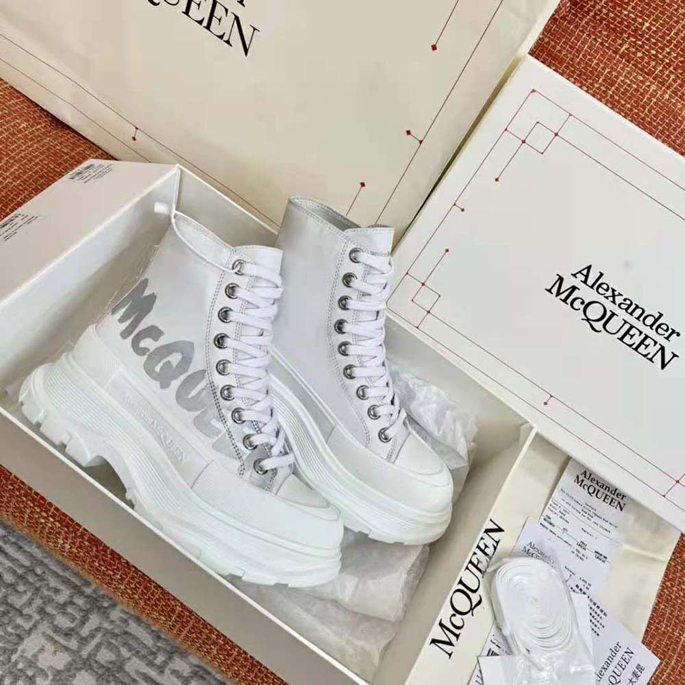 Tread sole detail of Alexander Mcqueen Women Tread Slick Boot in white