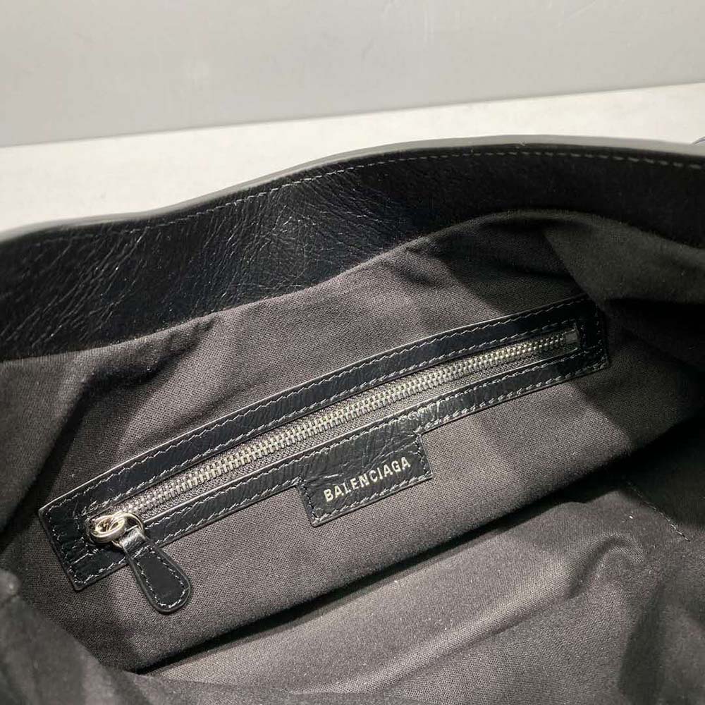 Balenciaga Women Le Cagole Medium Shoulder Bag in Black - image 10