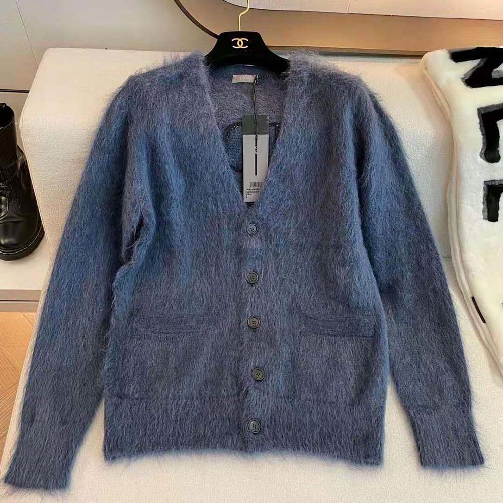 Close-up of brushed jersey texture on Dior Men Peter Doig Cardigan Blue