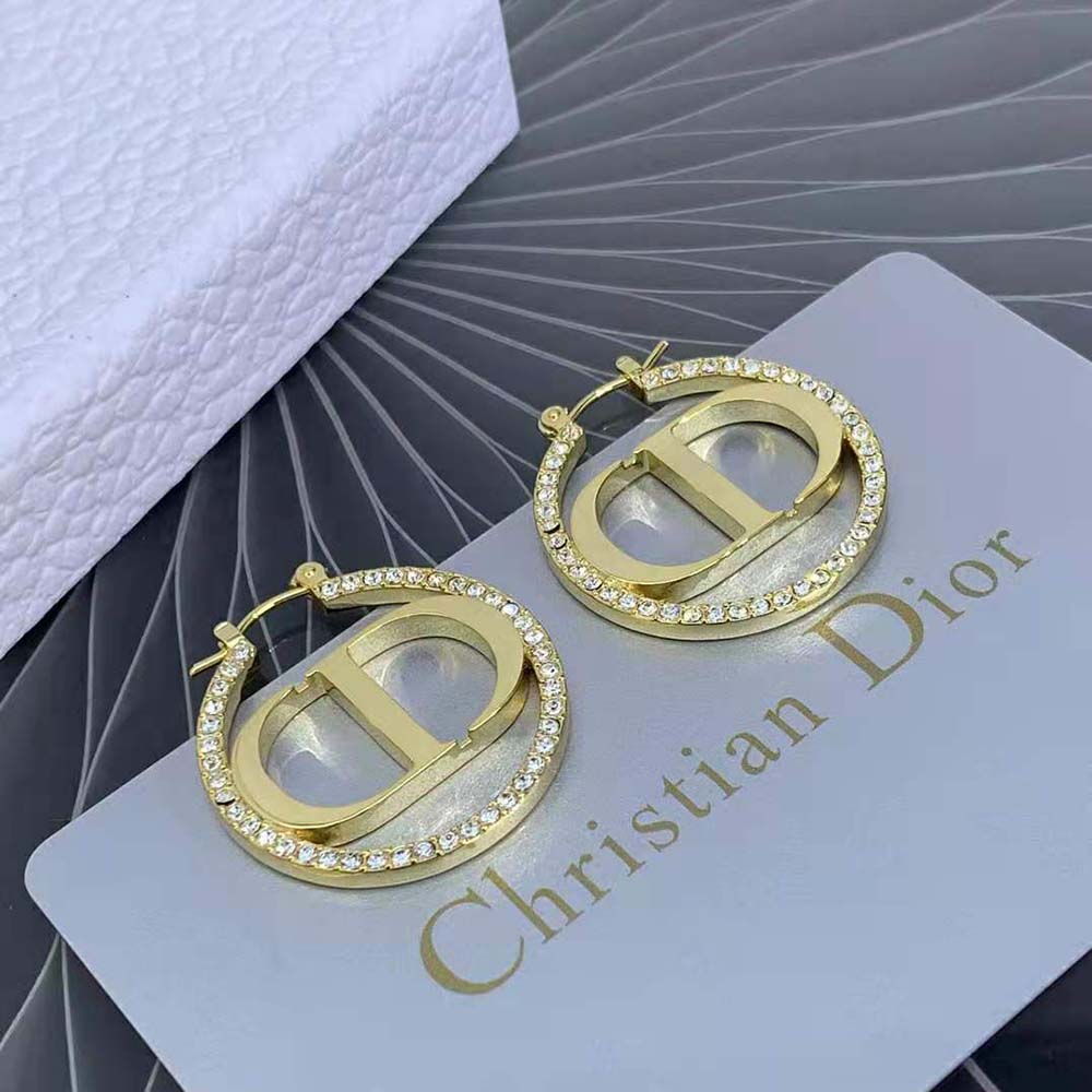 Front angle of Dior Women 30 Montaigne Earrings highlighting signature design
