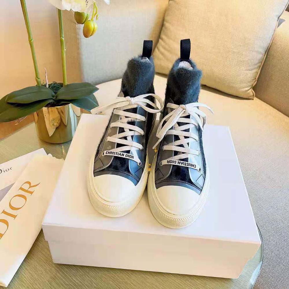 Close-up of gray Mizza print on Dior Women Walk’n’Dior Sneaker knit upper