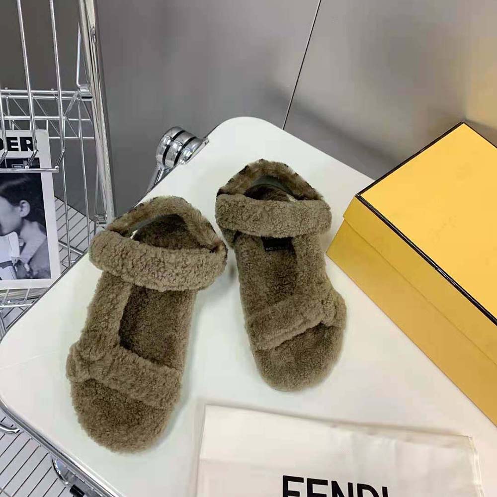 Fendi Women Feel Green Sheepskin Sandals - image 5
