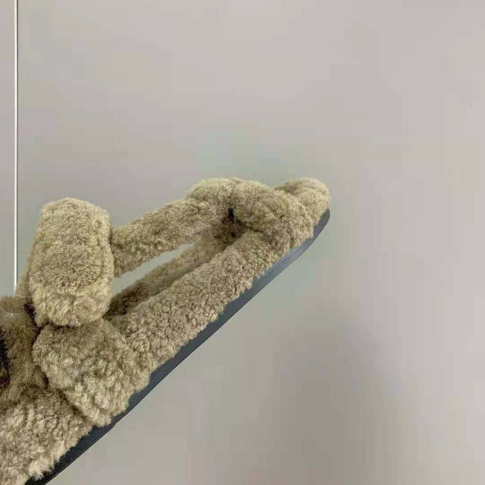 Fendi Women Feel Green Sheepskin Sandals - image 8