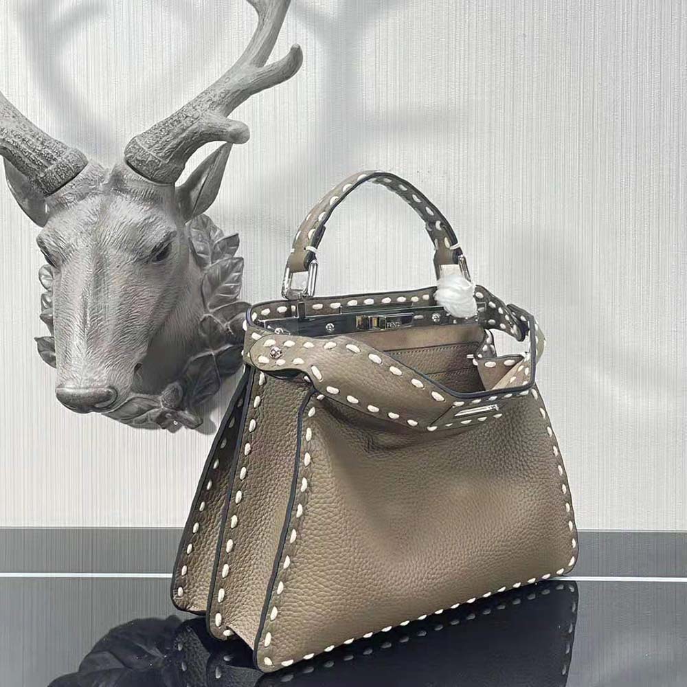 Fendi Women Peekaboo Iseeu Small Gray Full Grain Leather Bag - image 4
