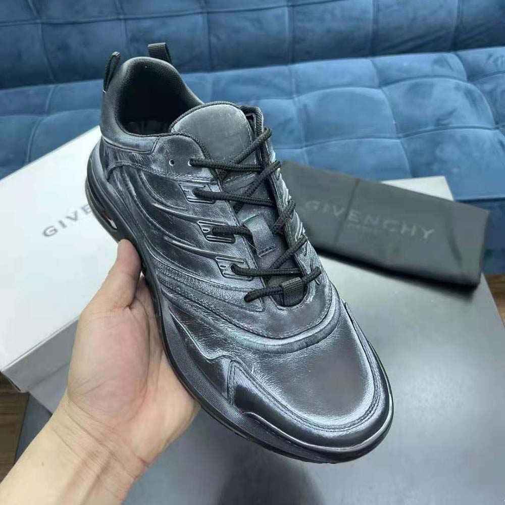 Givenchy Men Giv 1 Sneakers in Leather with Tag Effect Prints-Black - image 7