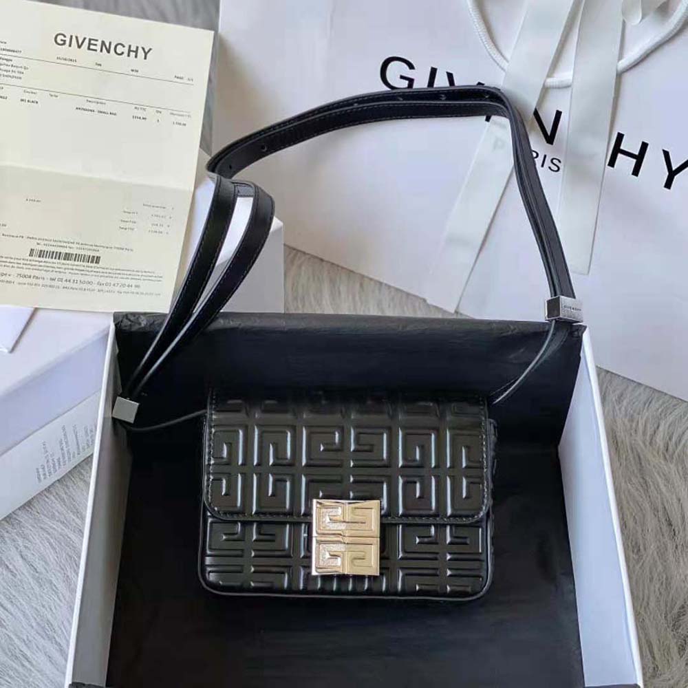 Close-up of silver 4G hardware on Givenchy Women Small 4g Bag