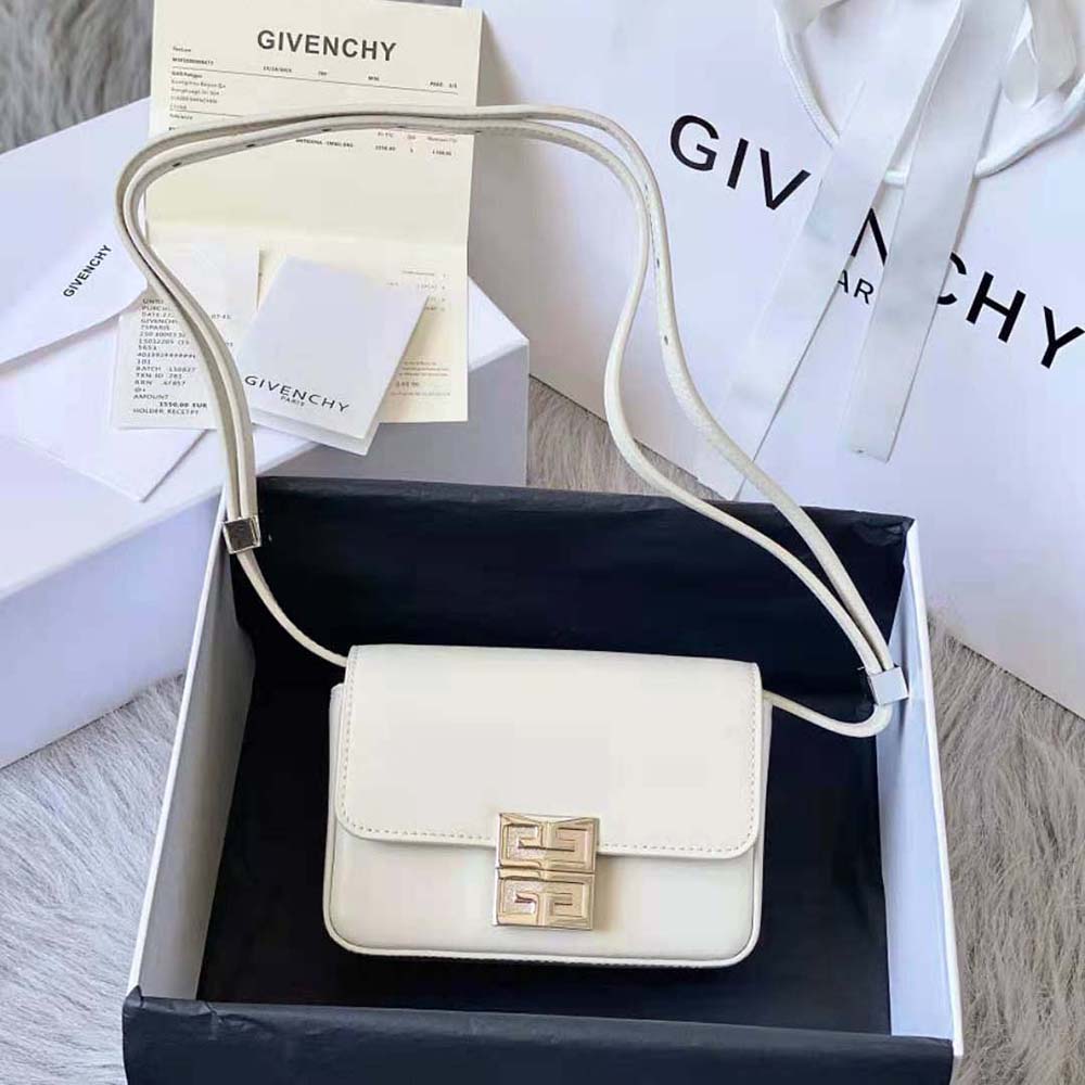 Close-up detail of Givenchy Women Small 4g Bag in Box Leather-White leather texture and hardware