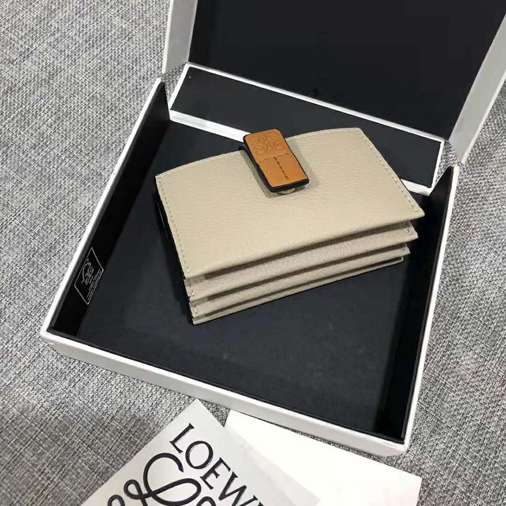 Loewe Women Accordion Cardholder in Soft Grained Calfskin-White - image 5
