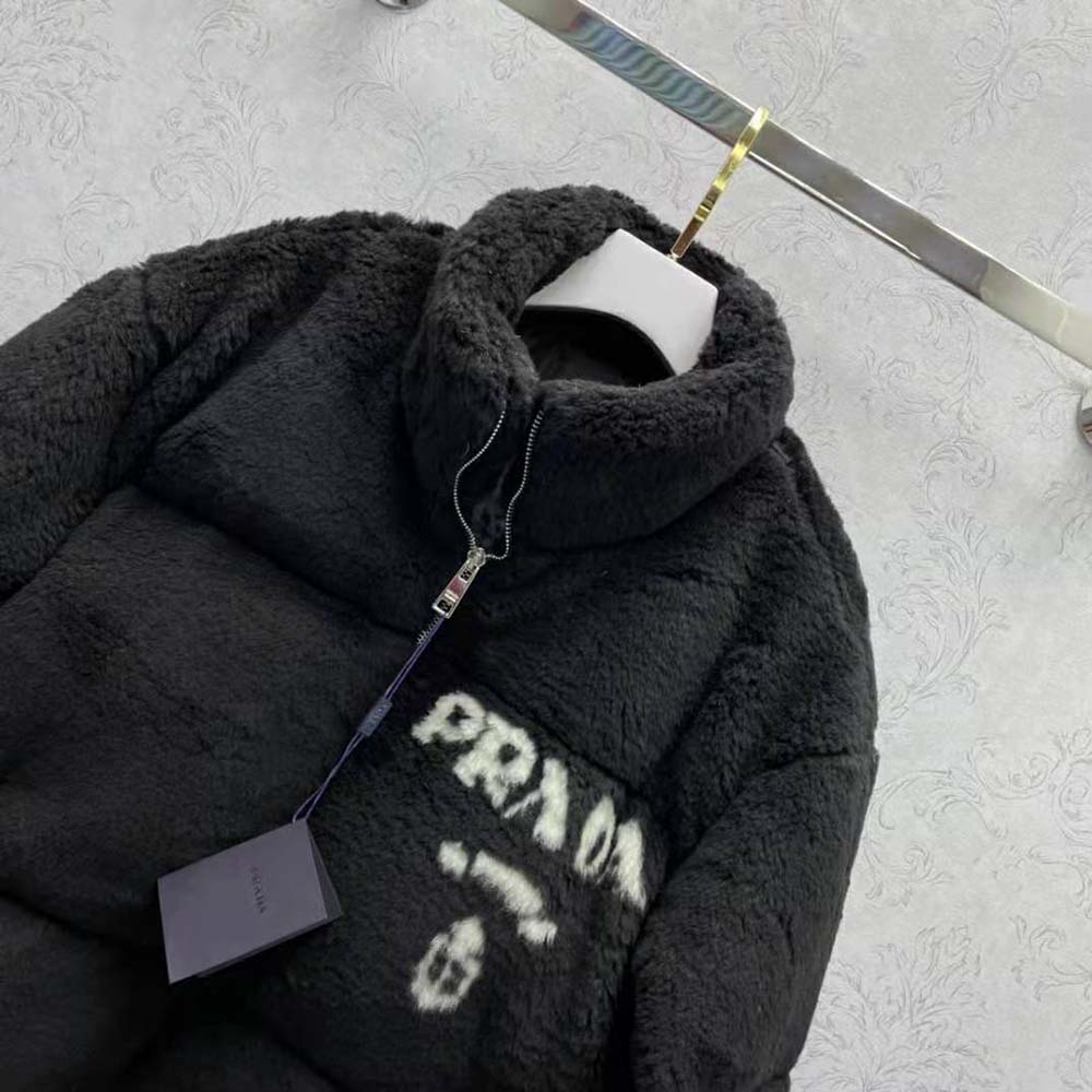 Prada Women Jacket Stands Out for the Delicate Touch of Shearling Jacket-Black - image 6