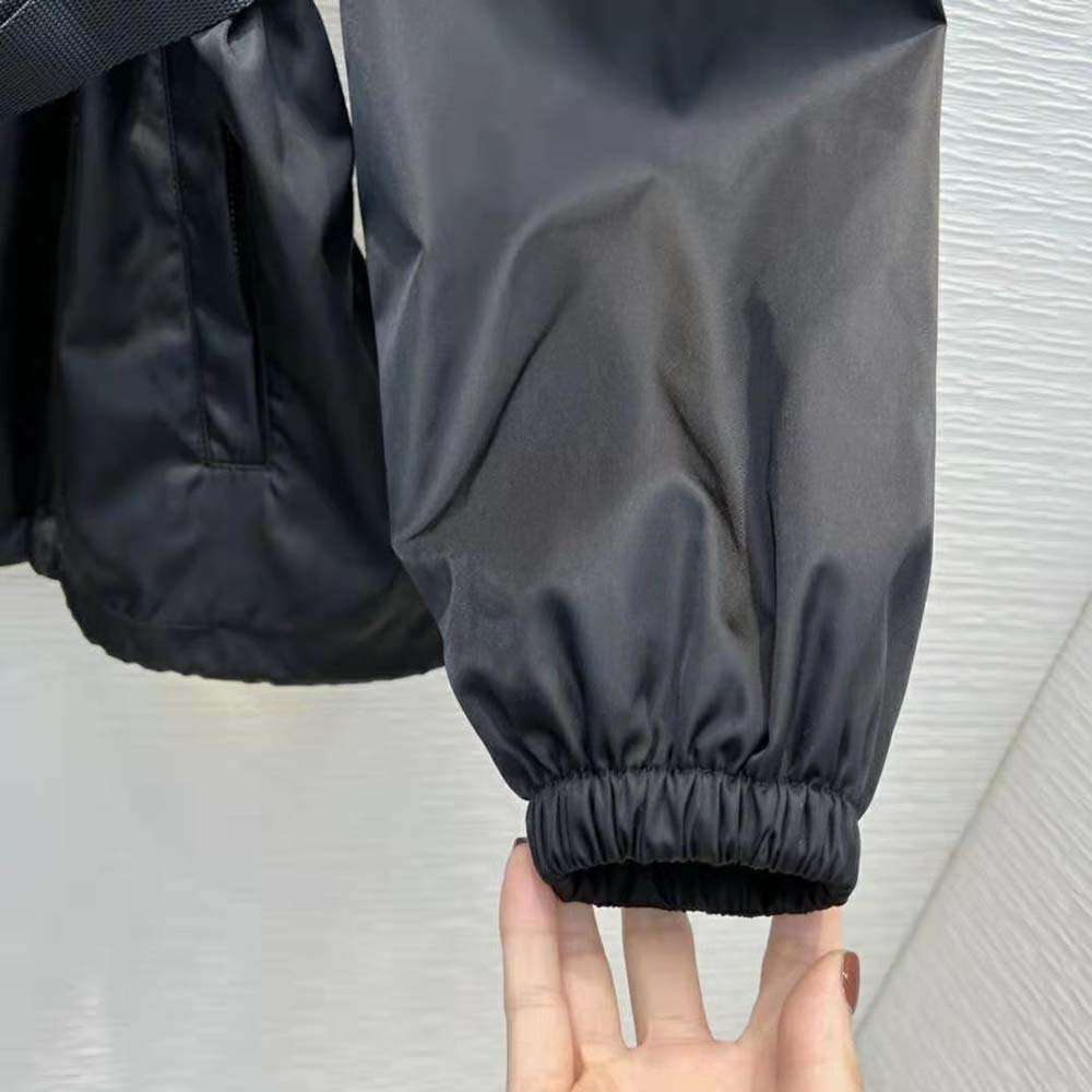 Prada Women Re-Nylon Hooded Blouson Jacket with Pouch-Black - image 7
