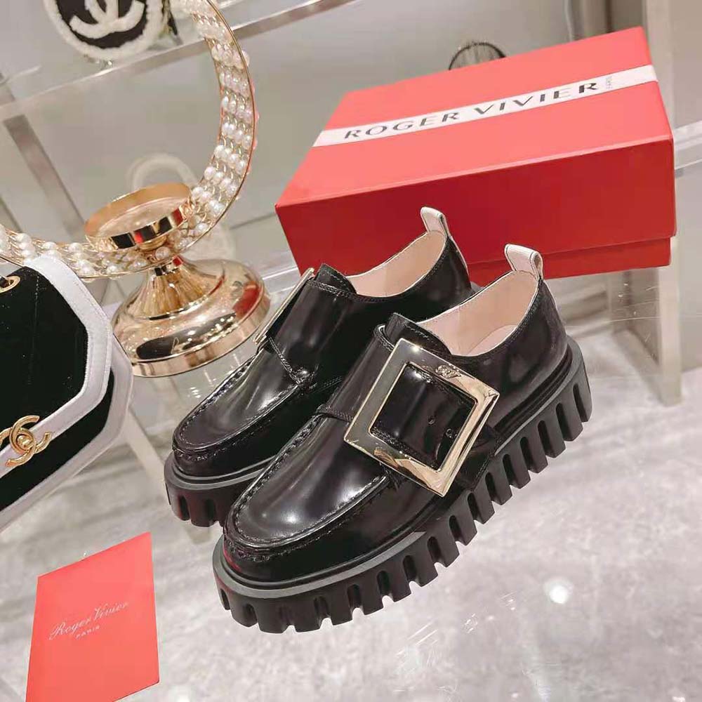 Close-up on thick metal buckle detail of Roger Vivier Women Viv Go-Thick Metal Buckle Loafers