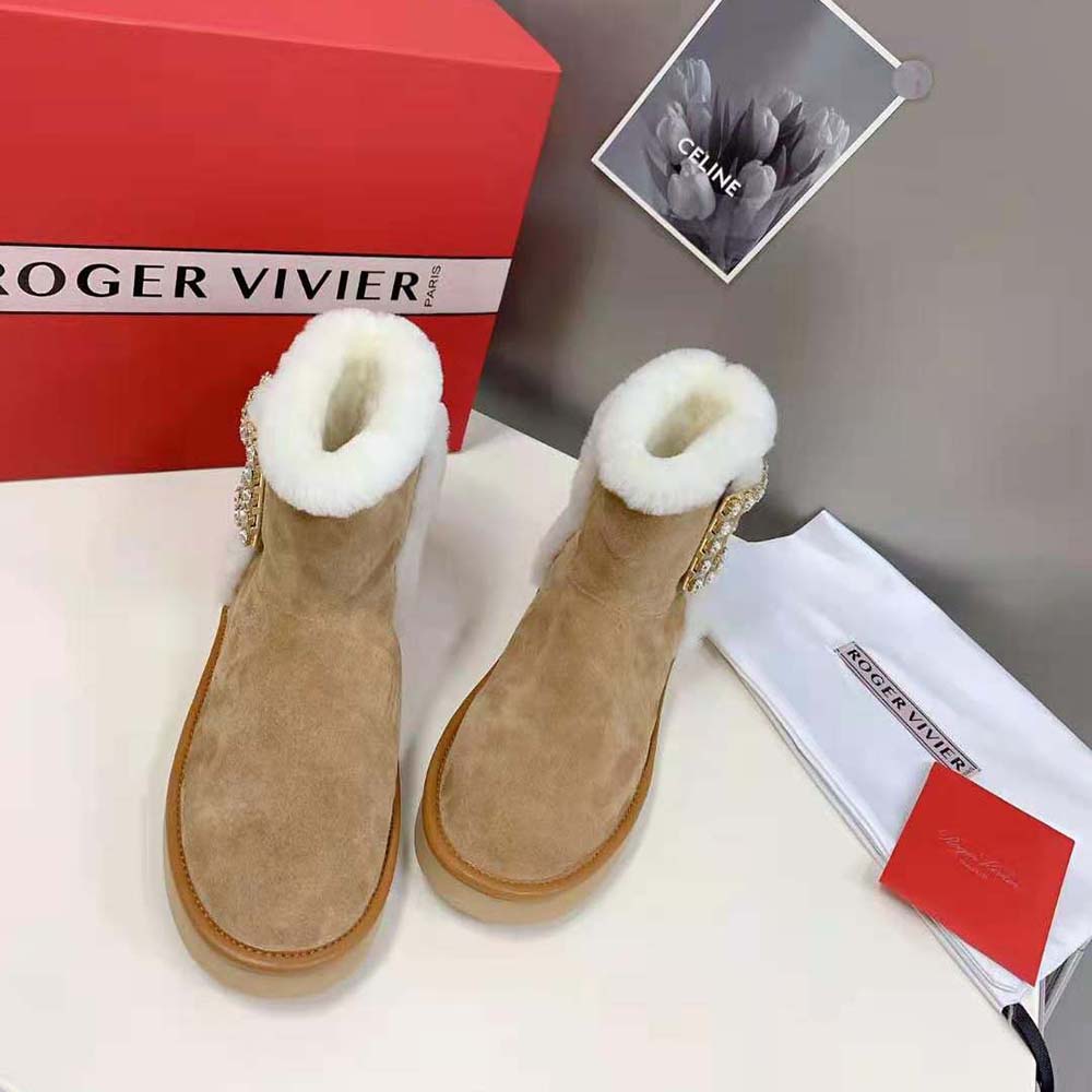 Close-up of crystal buckle on Roger Vivier Women Winter Viv’ Strass Booties