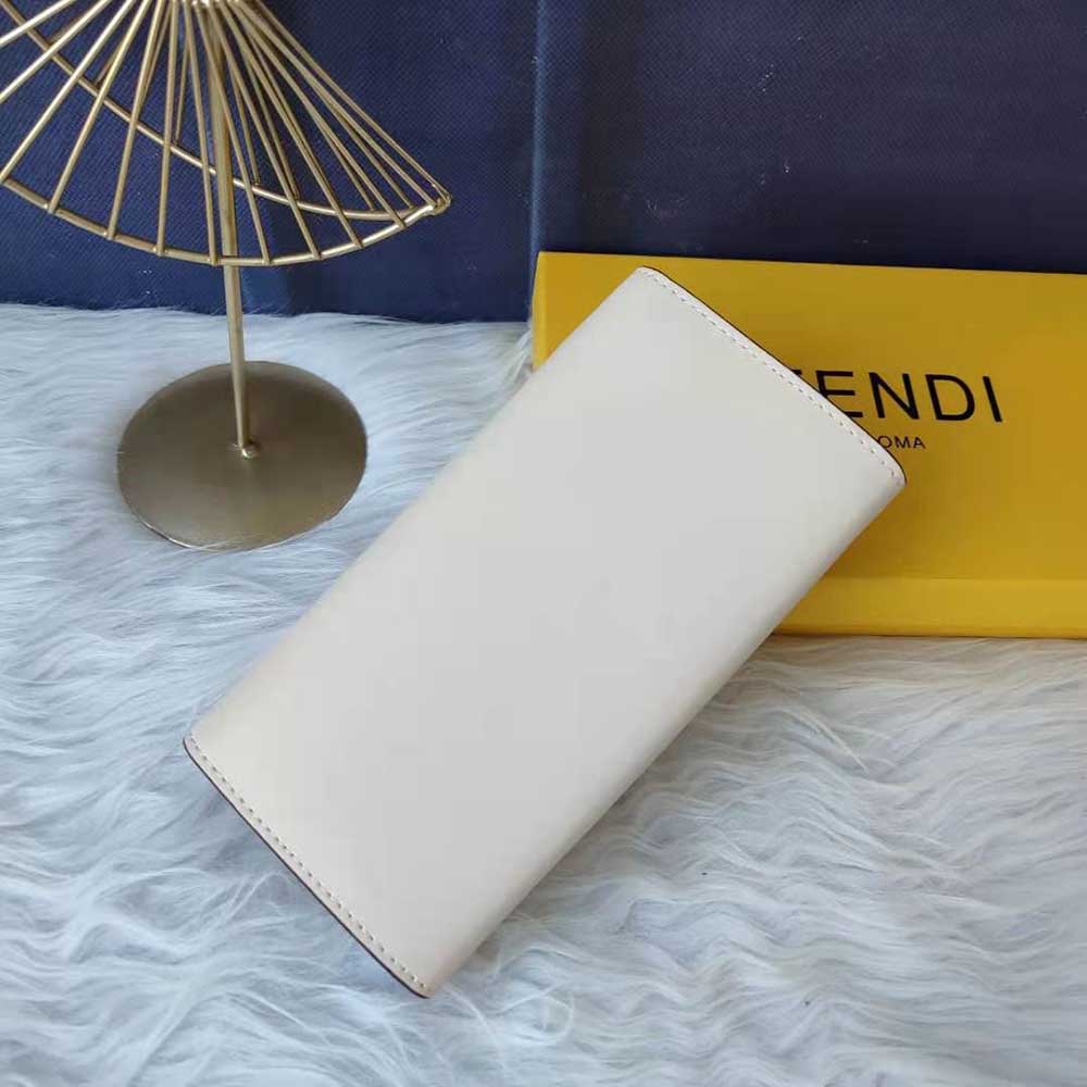 Fendi Women Continental White Leather Wallet Fastened with a Snap Button - image 4