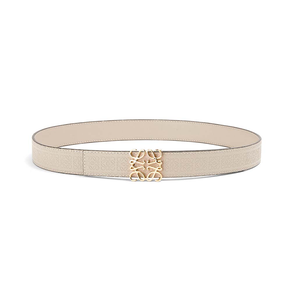 Front view of Loewe Women Anagram Belt in Silk Calfskin-White with embossed logo