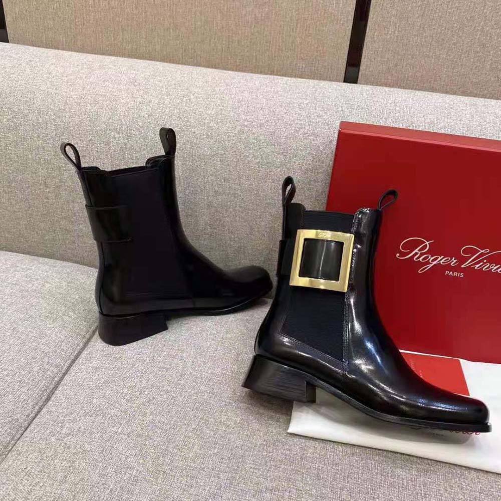 Roger Vivier Women Tres Vivier Metal Buckle Chelsea Booties in Leather - image 4