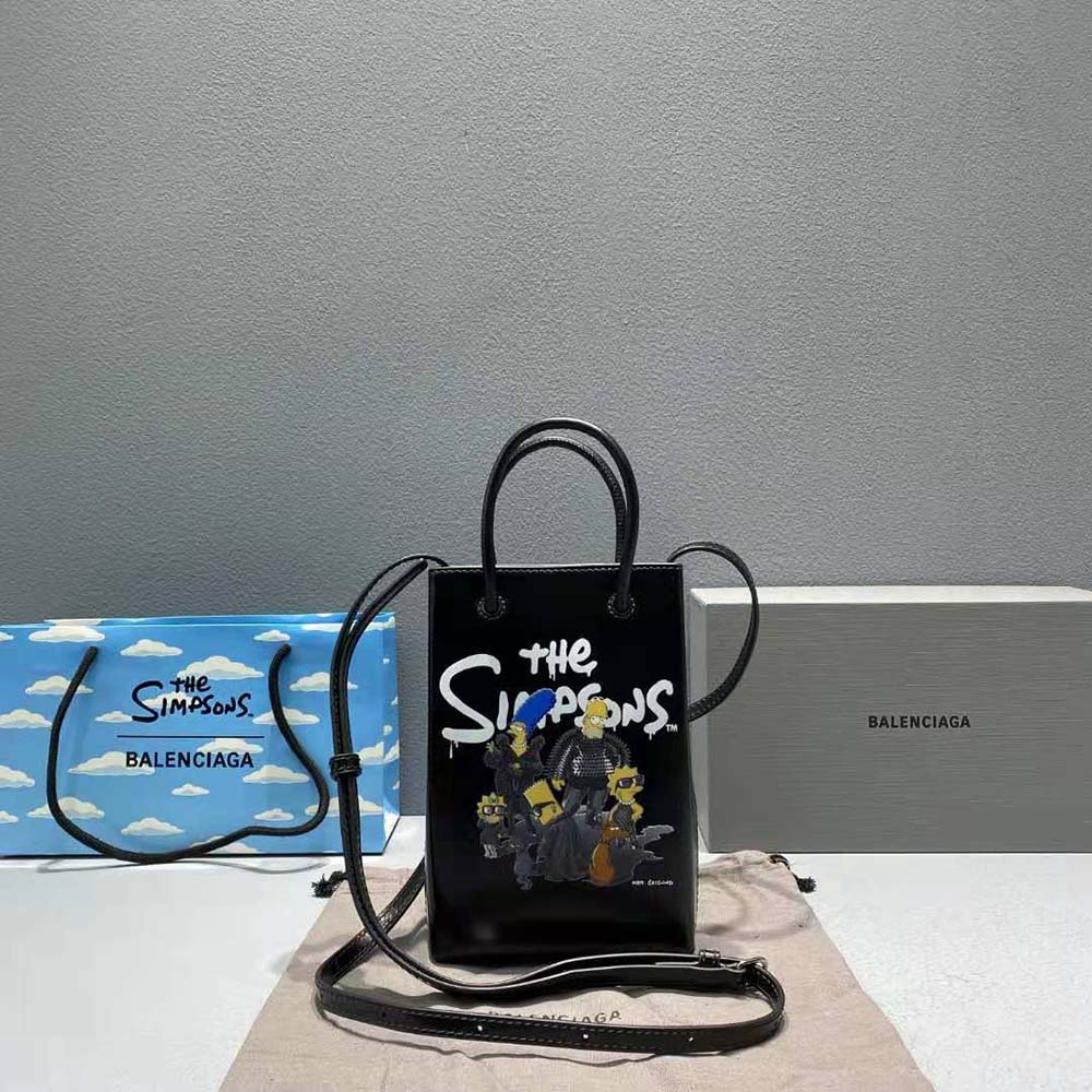 Close-up detail of silver hardware on Balenciaga Women the Simpsons Tm 20th Television Mini Shopping Bag