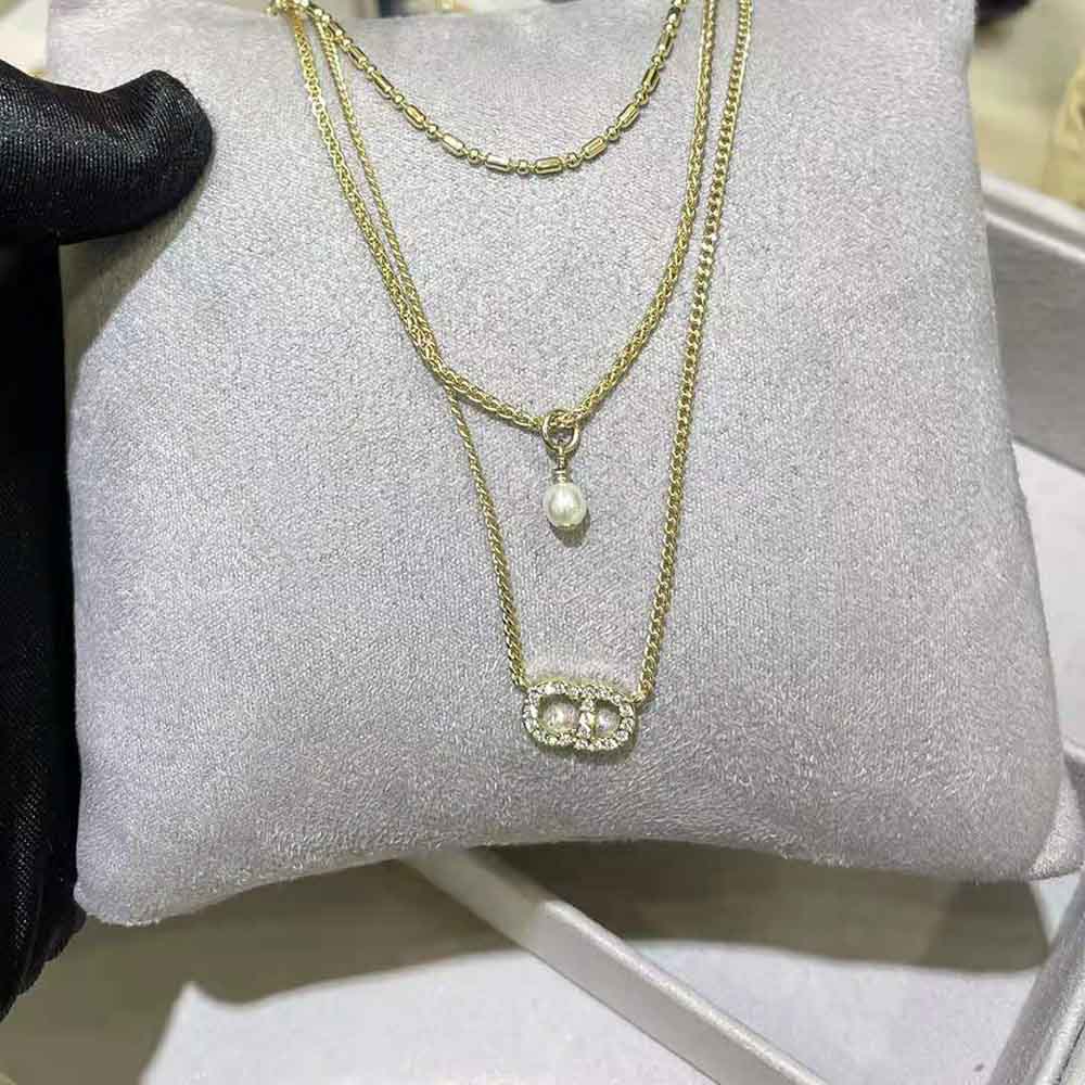 Side angle showing lobster clasp and crystal detail on Dior Women Clair D Lune Necklace