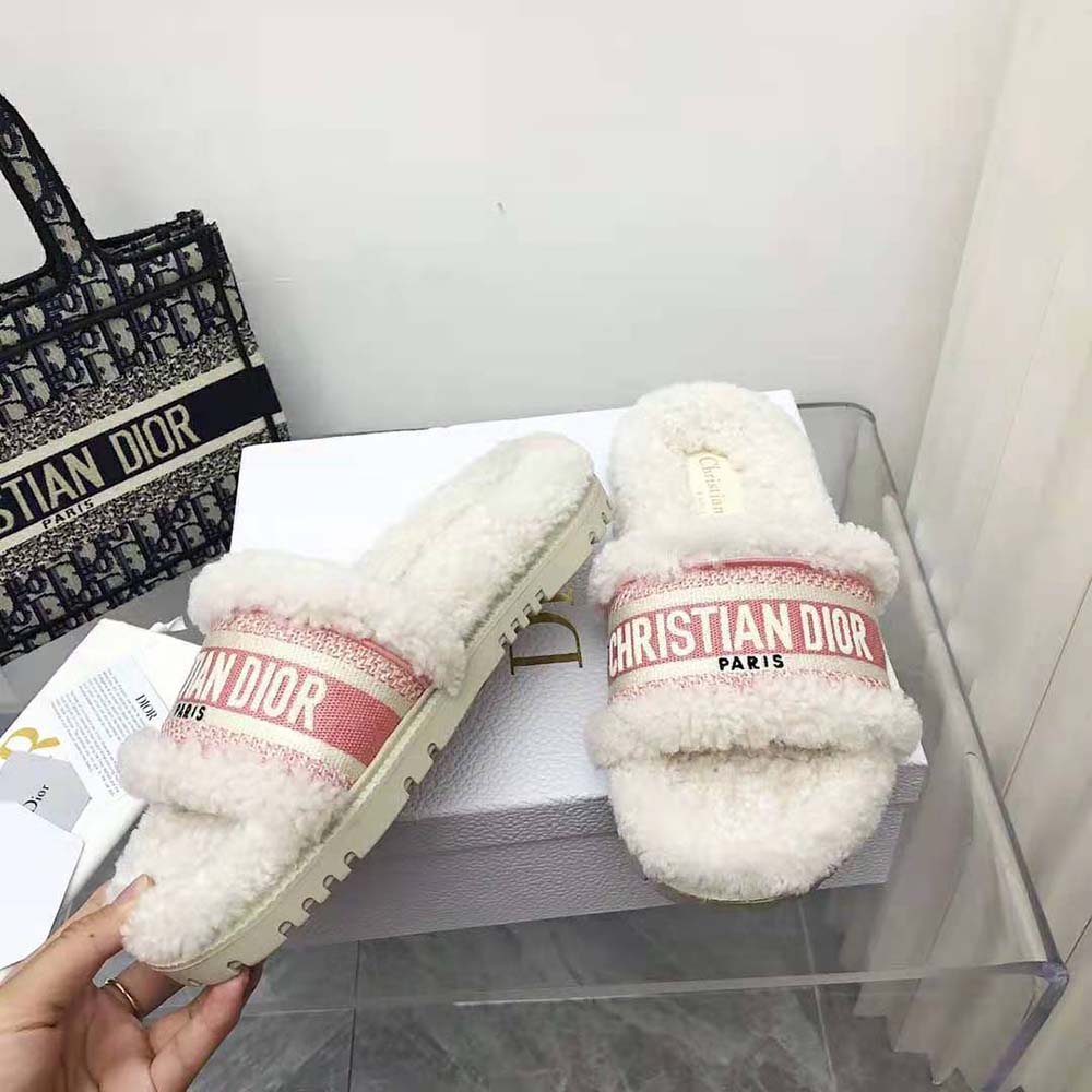 Top view of Dior Women Dway Slide with white shearling lining