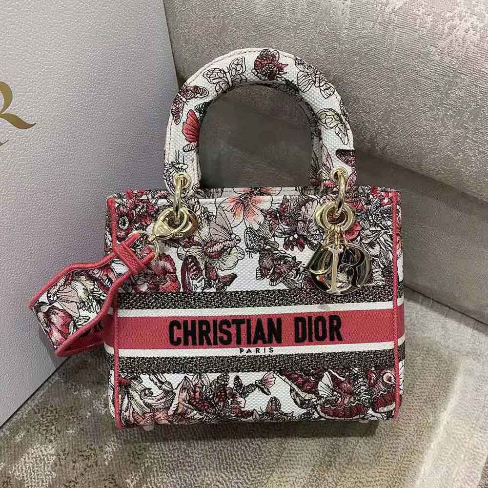 Close-up of butterfly embroidery on Dior Women Medium Lady D-lite Bag