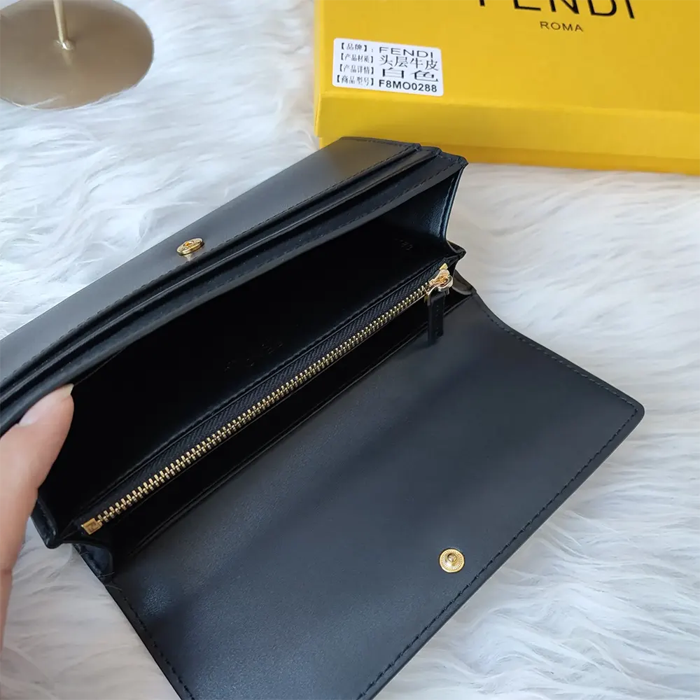 Fendi Women Continental White Leather Wallet Fastened with a Snap Button - image 15