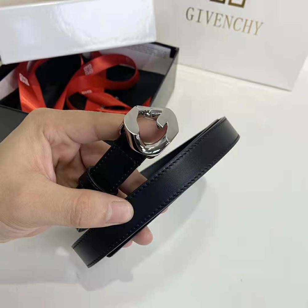 Close-up of silver G Chain buckle on Givenchy Women G Chain Buckle Thin Reversible Belt