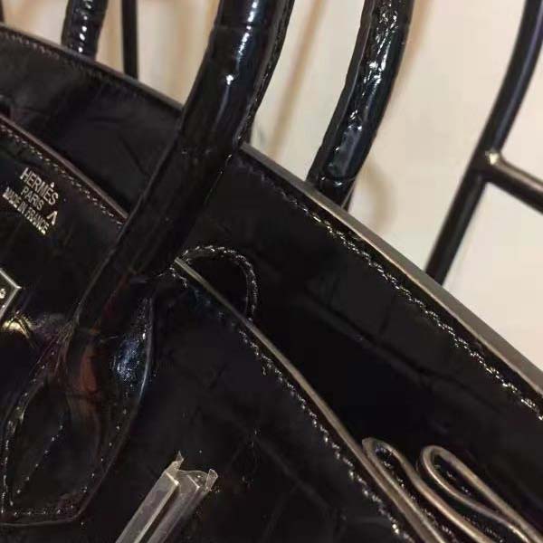 Hermes Birkin 30 Bag in Alligator Leather with Gold Hardware-Black - image 7