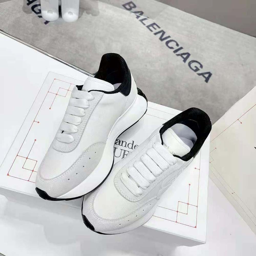 Alexander Mcqueen Unisex Sprint Runner in Calf Leather-White/Black - image 4
