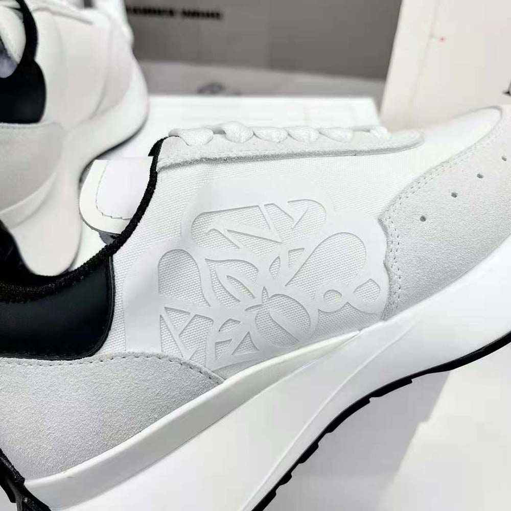 Alexander Mcqueen Unisex Sprint Runner in Calf Leather-White/Black - image 9