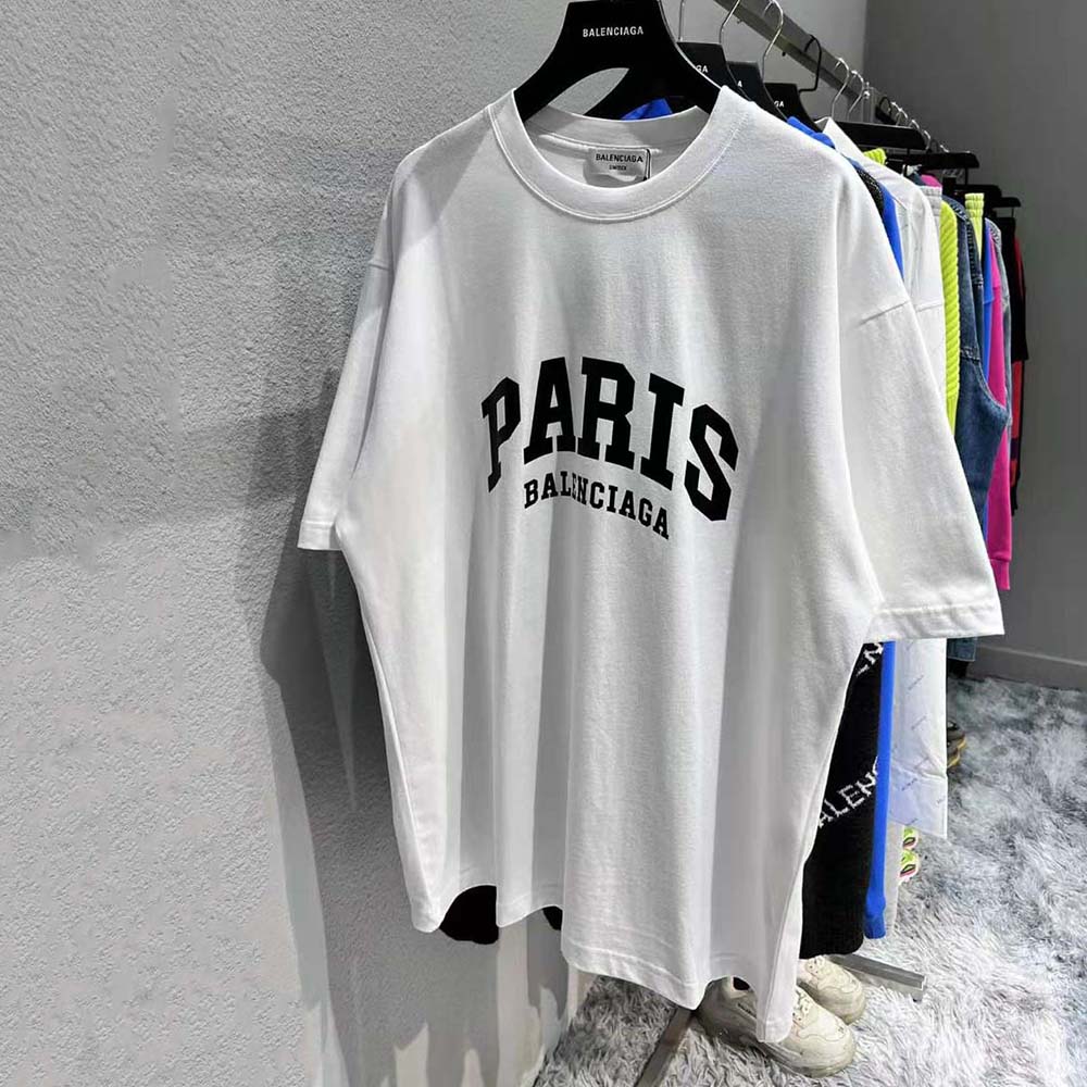 Close-up of Balenciaga logo on white Men Cities Paris T-shirt