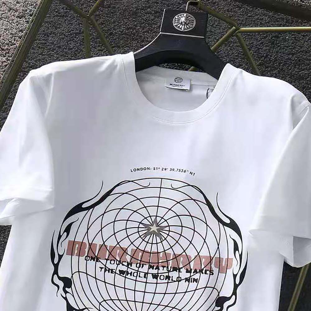 Burberry Men Globe Graphic Print Cotton Oversized T-shirt-White - image 4