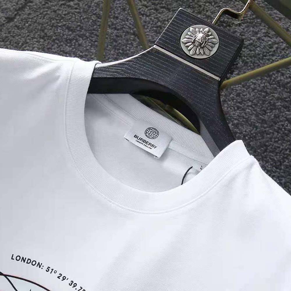 Burberry Men Globe Graphic Print Cotton Oversized T-shirt-White - image 5