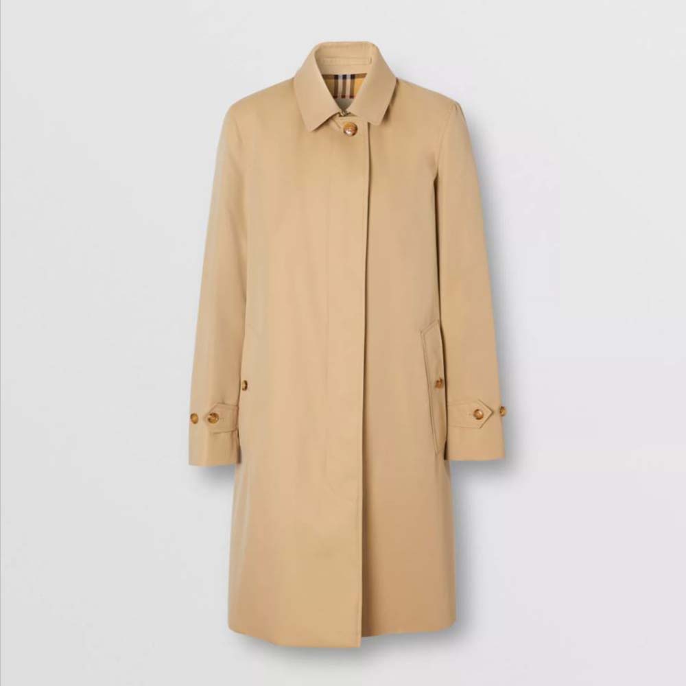 Front view of Burberry Women The Pimlico Heritage Car Coat-Beige