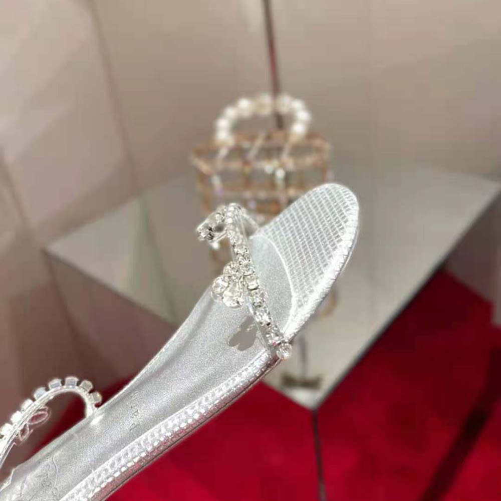 Christian Louboutin Women Just Queenie Mule Shows off a Minimalist Style - image 10