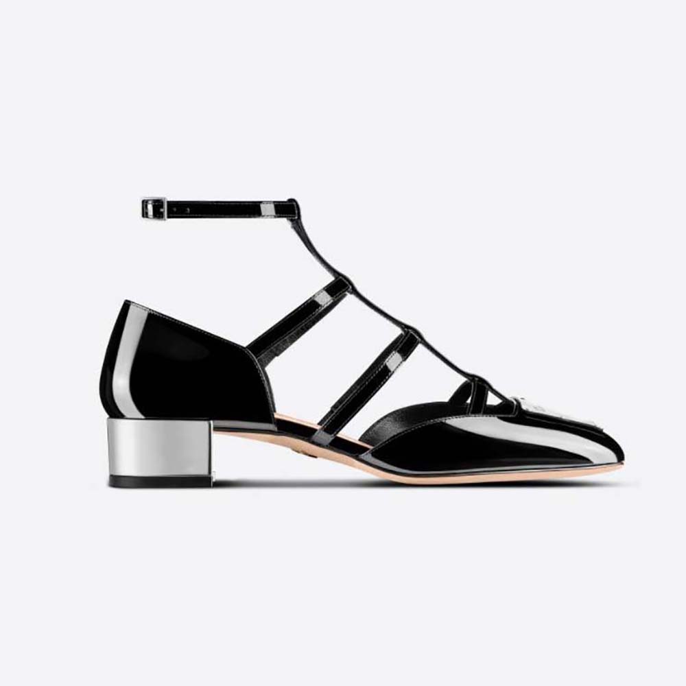 Side view of Dior Women La Parisienne Dior Ballerina Flat black patent calfskin