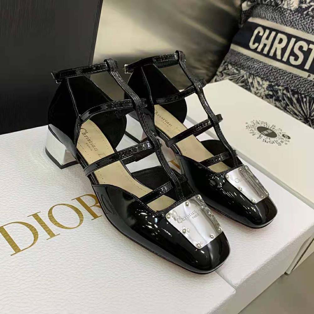 Overhead shot showcasing glossy finish of Dior Women La Parisienne ballerina flat