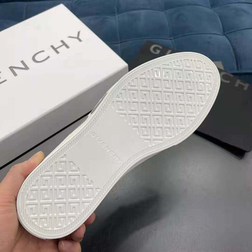 Givenchy Men Sneakers City Sport in Leather with Tag Effect 4g Print - image 9
