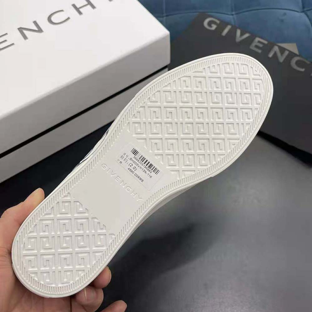 Givenchy Men Sneakers City Sport in Leather with Tag Effect Dog Print-White - image 10