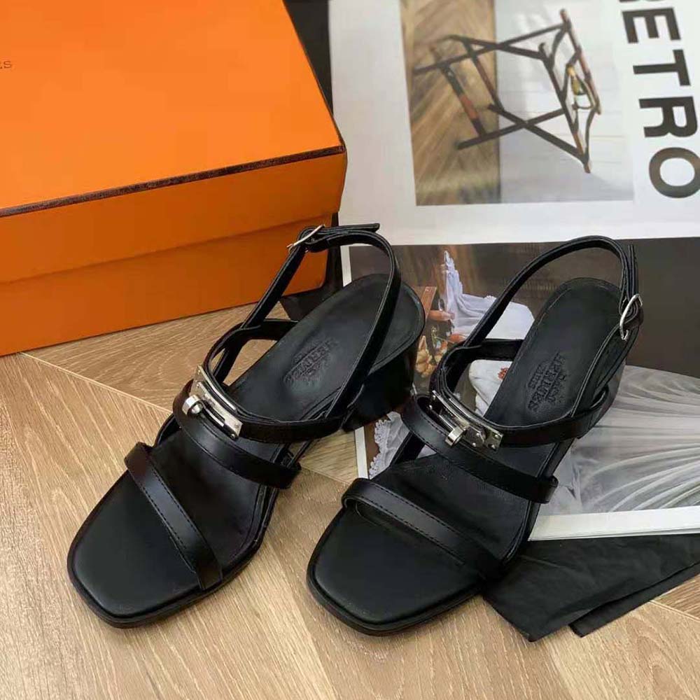 Top view showing slip-on silhouette of Hermes Women Eve 60 Sandal