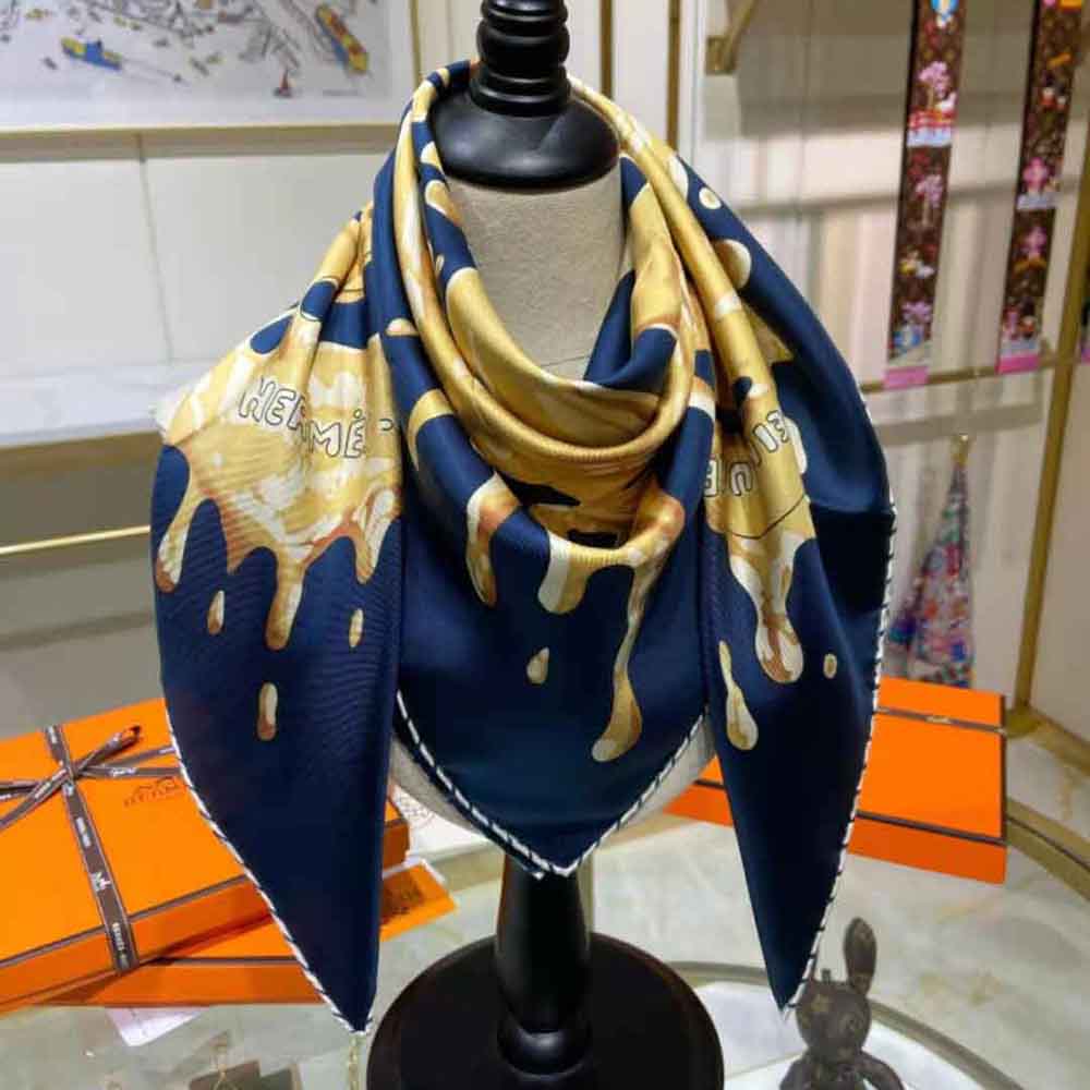 Hermes Women Peinture Fraiche Scarf 45 in Silk Twill with Hand-Rolled Edges - image 4