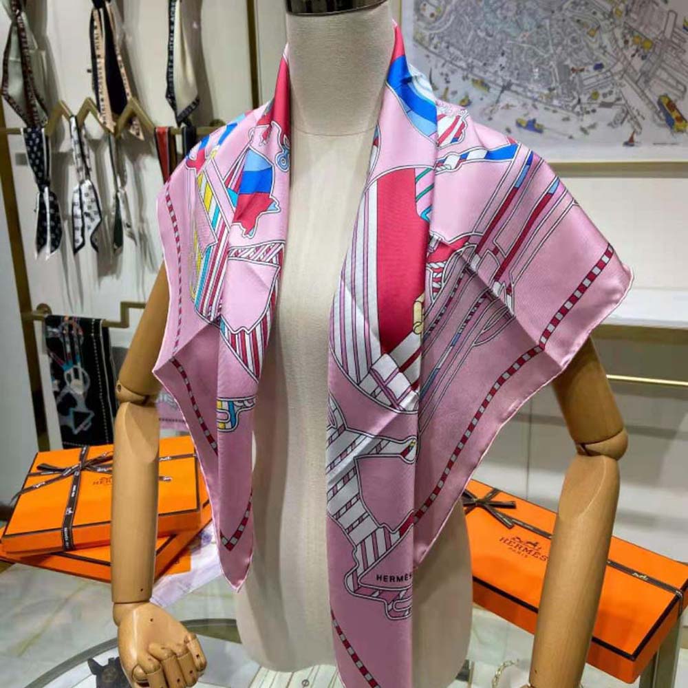 Hermes Women Tatersale En Zigzag Scarf 45 in Silk Twill-Pink - image 6