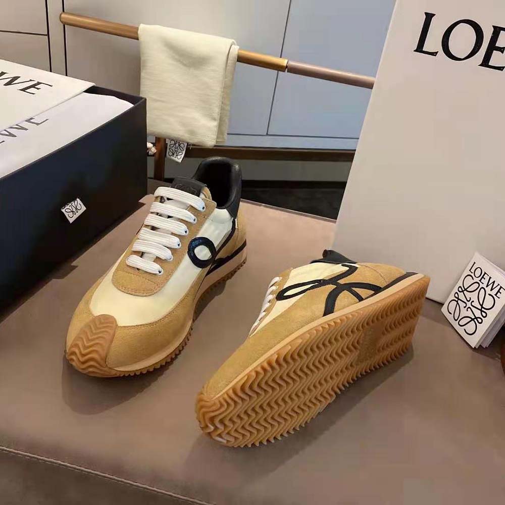 Loewe Women Flow Runner in Suede-Brown - image 4