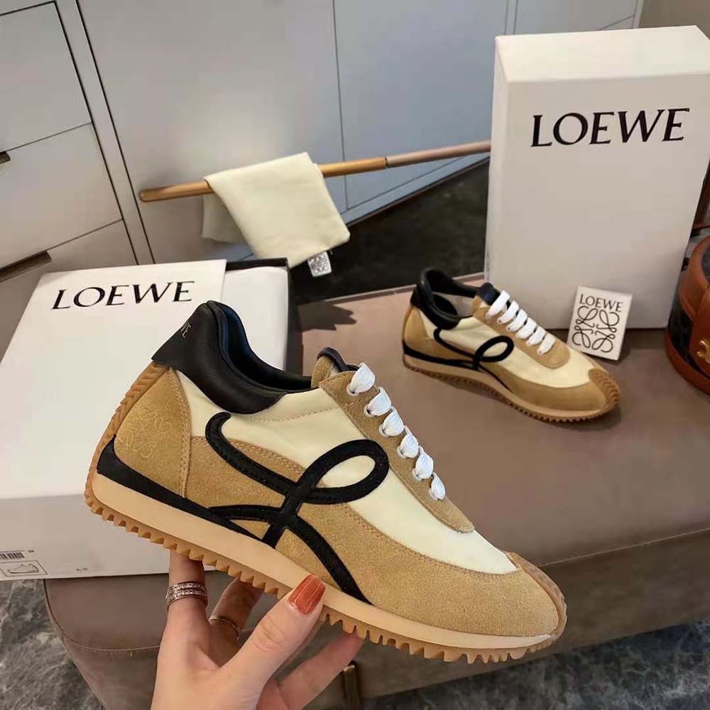 Loewe Women Flow Runner in Suede-Brown - image 5